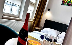 Apart-Hotel Gallery 21
